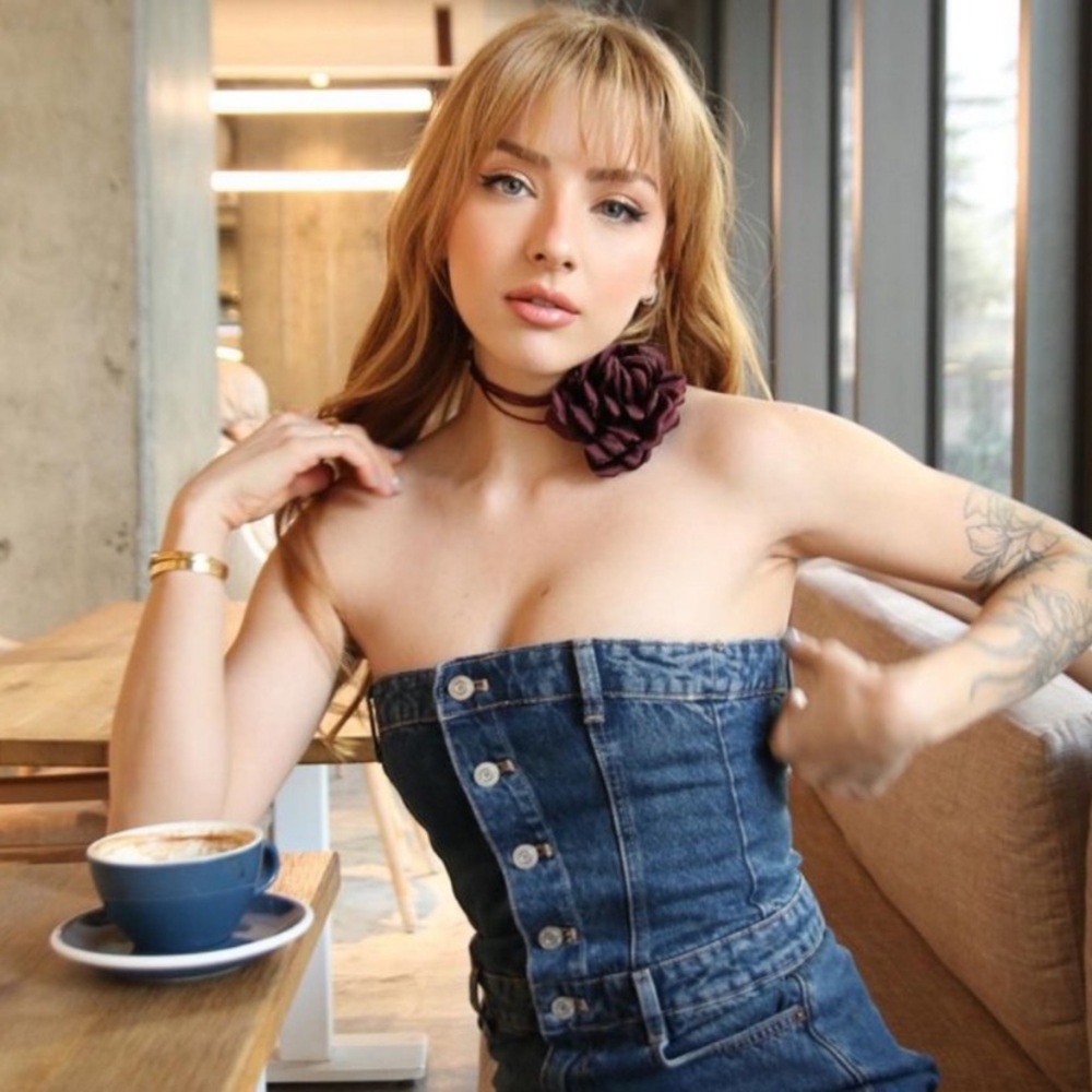 ZARA Corded Collar Flower